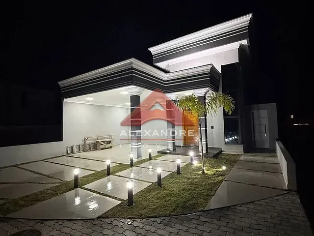 Casa com 310m² 3 quartos e 3 banheiros, à venda, no bairro Reserva do Vale em Caçapava