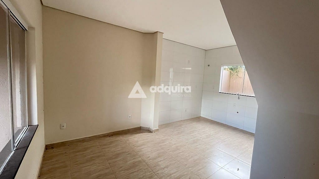 Casa à venda com 2 quartos, 66m² - Foto 5