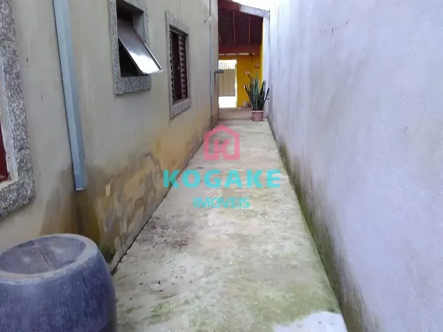 Casa com 275m² 4 quartos e 1 banheiro, à venda, no bairro Parque dos Ipês em São José Dos Campos