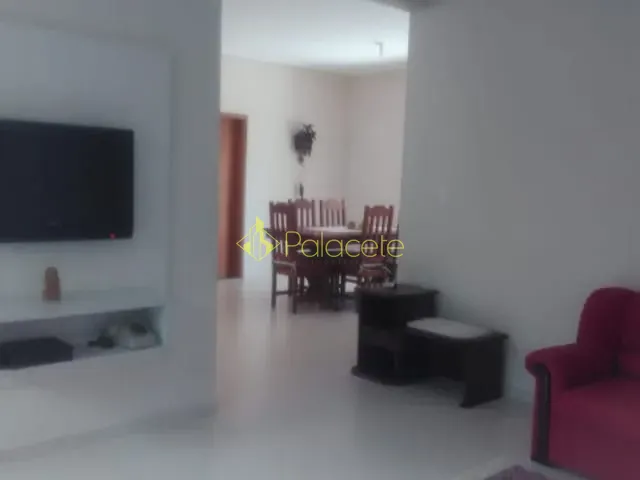 Casa com 603m², à venda, no bairro Condomínio Real Ville em Pindamonhangaba