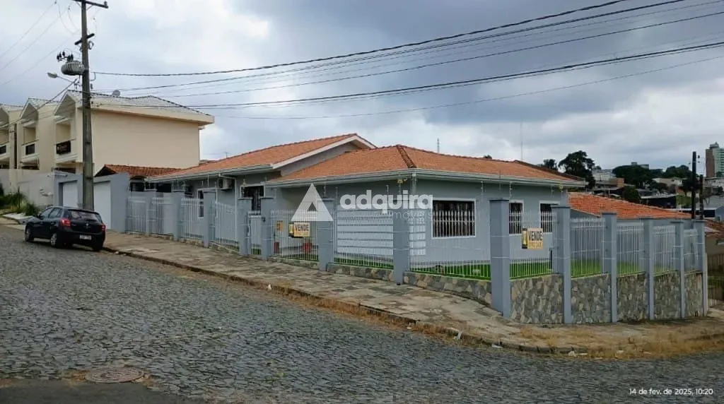 Casa, 4 quartos, 197 m² - Foto 1