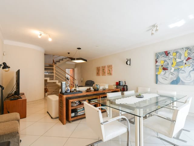 Foto do Casa - Casa para venda em Mirandópolis com 4 quartos, sendo 2 suítes , 214m² | Lares e Andares Imóveis