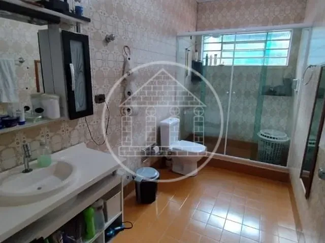 Casa com 482m² 4 quartos e 2 banheiros, à venda, no bairro Parelheiros em São Paulo