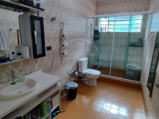 Casa com 482m² 4 quartos e 2 banheiros, à venda, no bairro Parelheiros em São Paulo