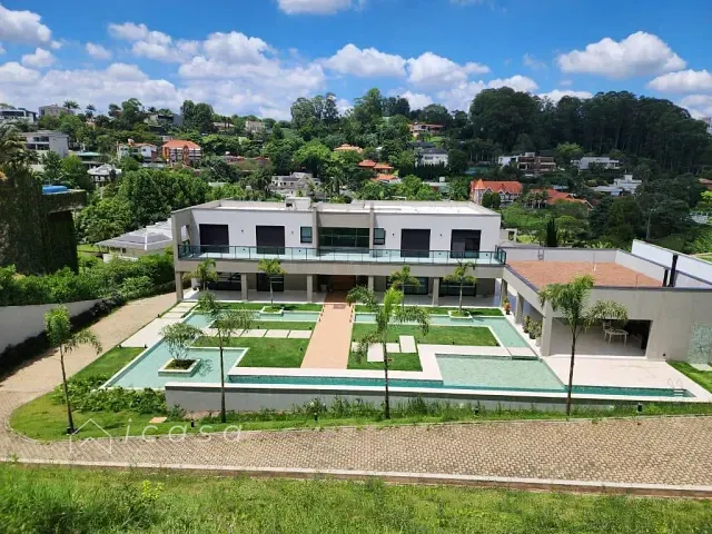 Casa com 3527m² 4 quartos e 13 banheiros, à venda, no bairro Residencial Tamboré em Barueri