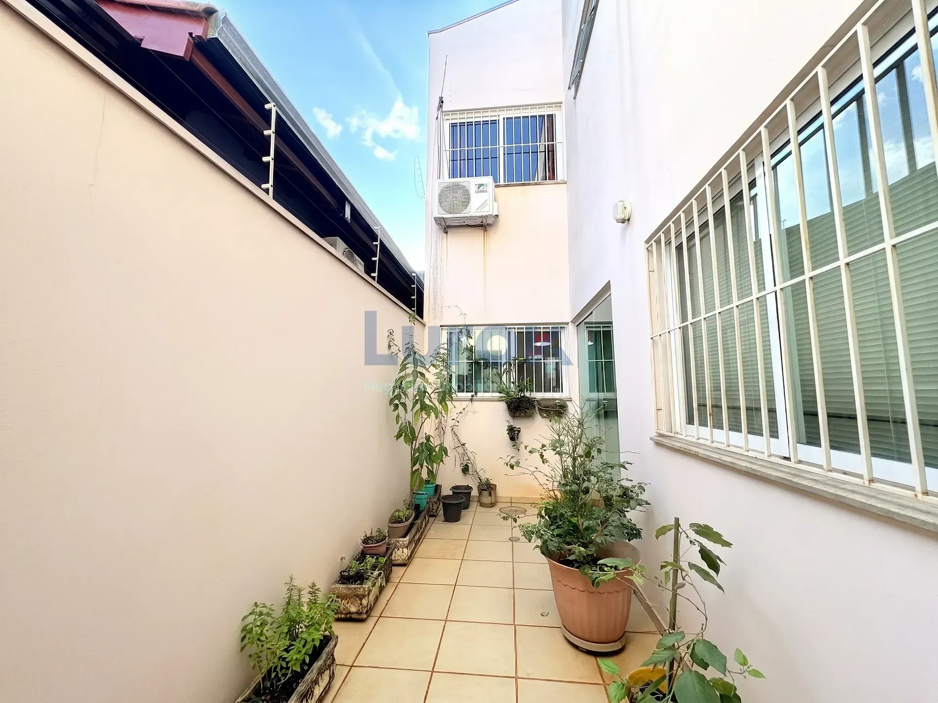 Casa, 3 quartos, 229 m² - Foto 39