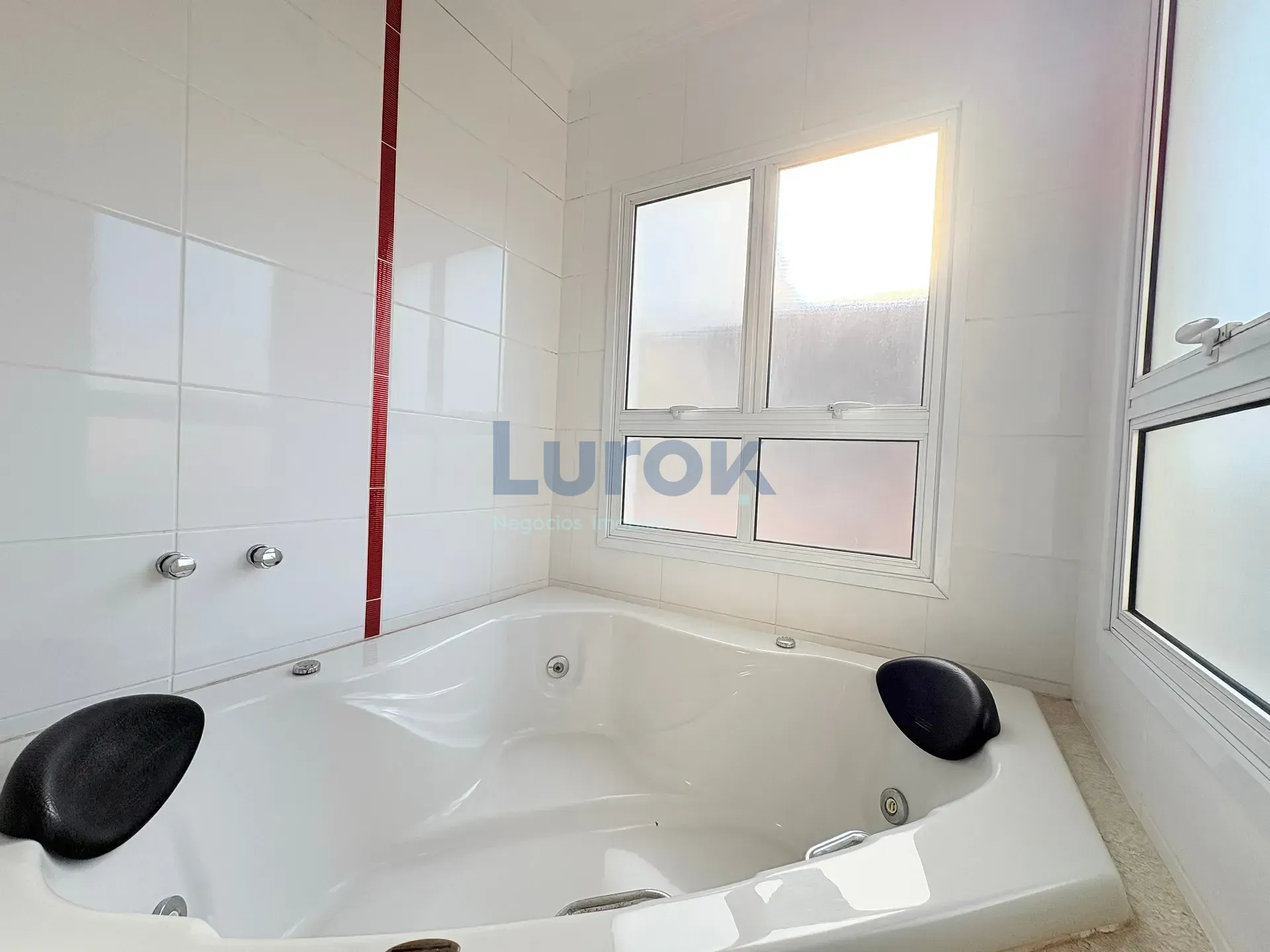 Casa, 3 quartos, 229 m² - Foto 25