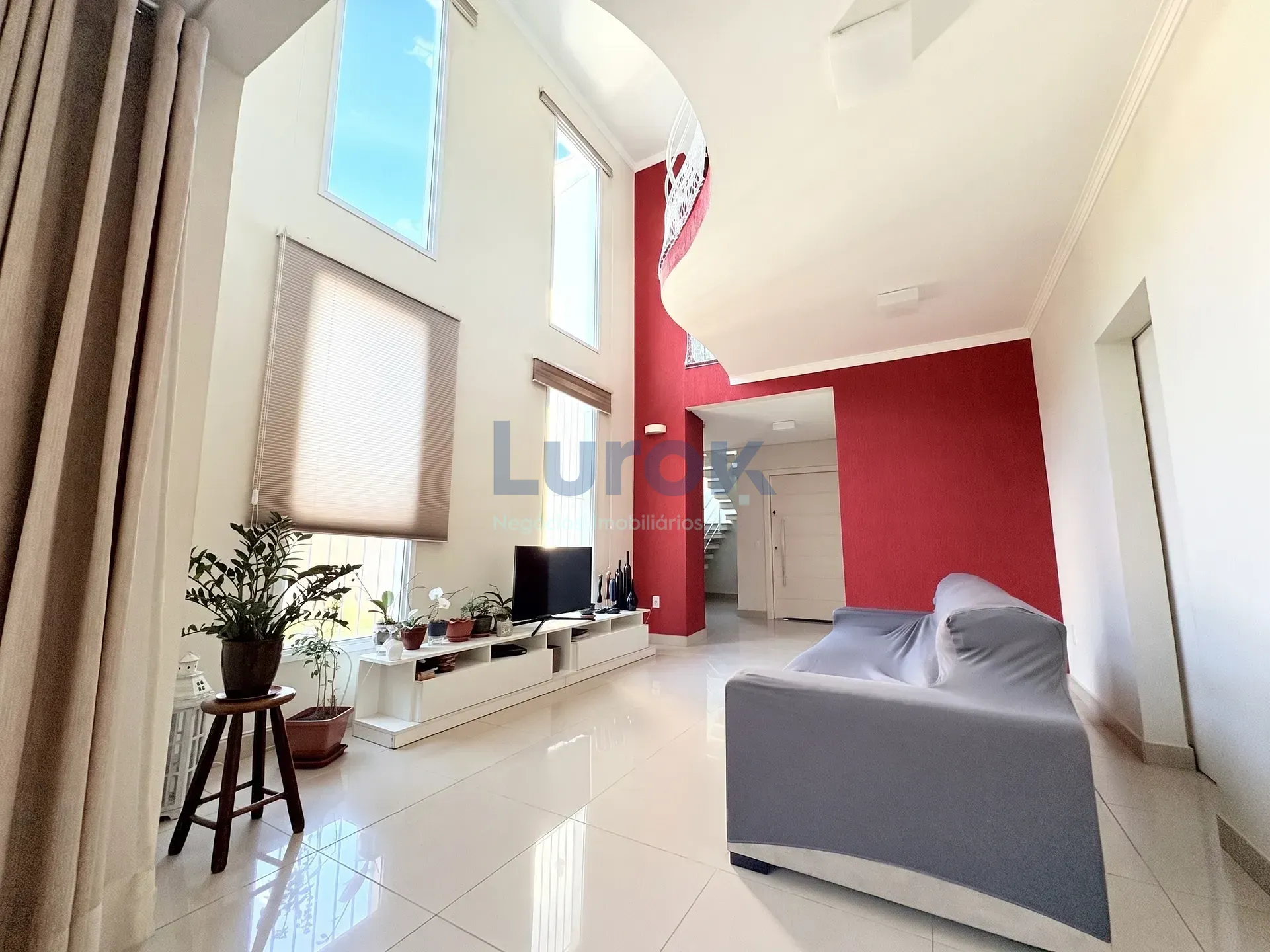Casa, 3 quartos, 229 m² - Foto 3