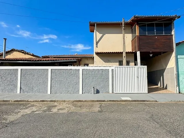 Casa com 150m² 3 quartos e 3 banheiros, à venda, no bairro Vila Mineirão em Sorocaba