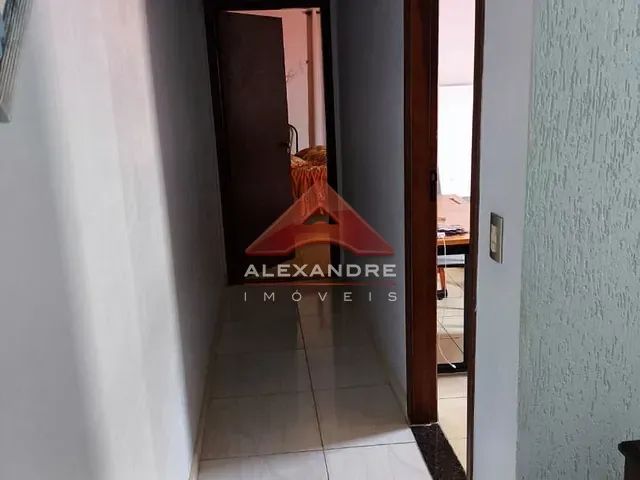Casa com 125m² 3 quartos e 2 banheiros, à venda, no bairro Conjunto Residencial Galo Branco em São José dos Campos