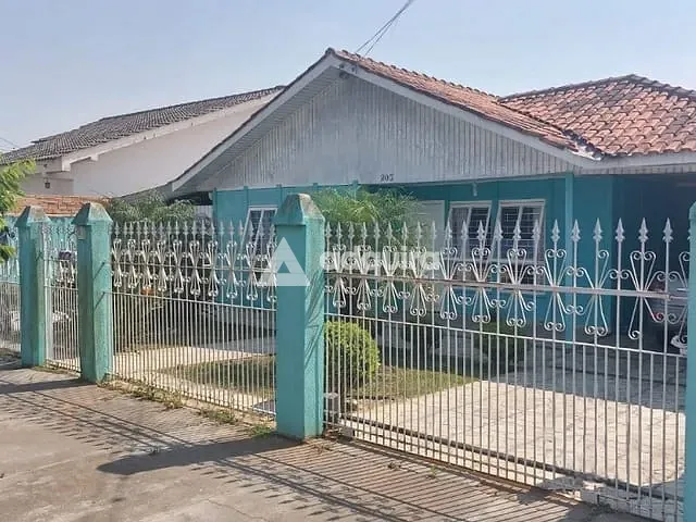 Casa 3 quartos e 3 banheiros, à venda, no bairro Orfãs em Ponta Grossa