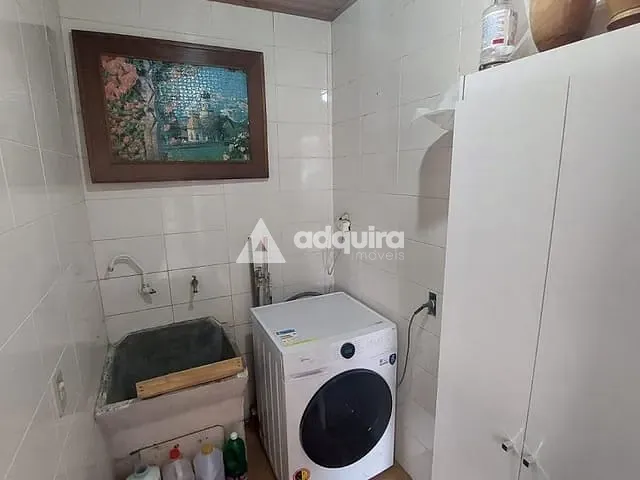 Casa 3 quartos e 3 banheiros, à venda, no bairro Orfãs em Ponta Grossa