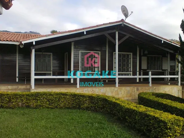 Casa com 900m² 3 quartos e 3 banheiros, à venda, no bairro José Veríssimo em Paraisópolis
