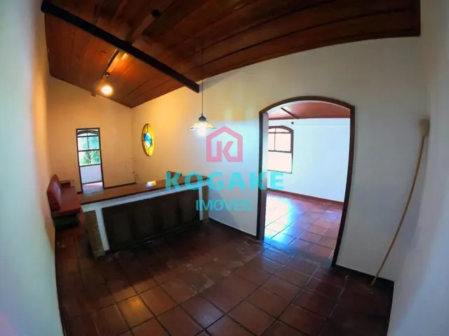 Casa com 4180m² 5 quartos e 2 banheiros, à venda, no bairro Jardim Uirá em São José Dos Campos