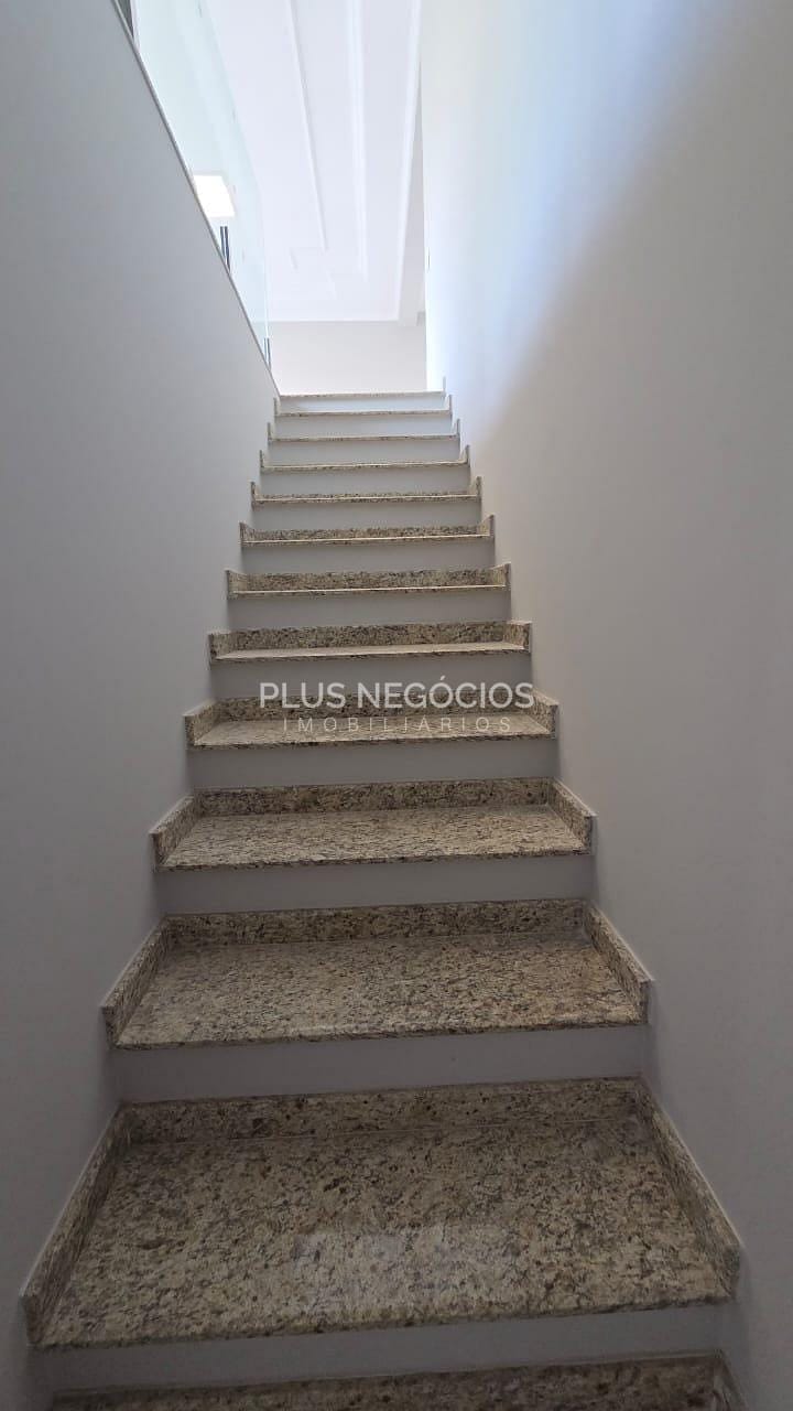 Casa, 3 quartos, 225 m² - Foto 15