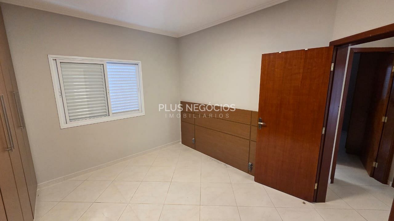 Casa, 3 quartos, 225 m² - Foto 9