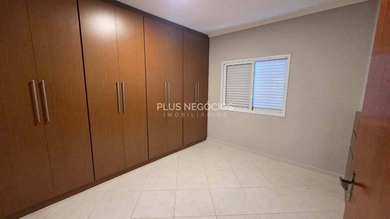 Casa, 3 quartos, 225 m² - Foto 10