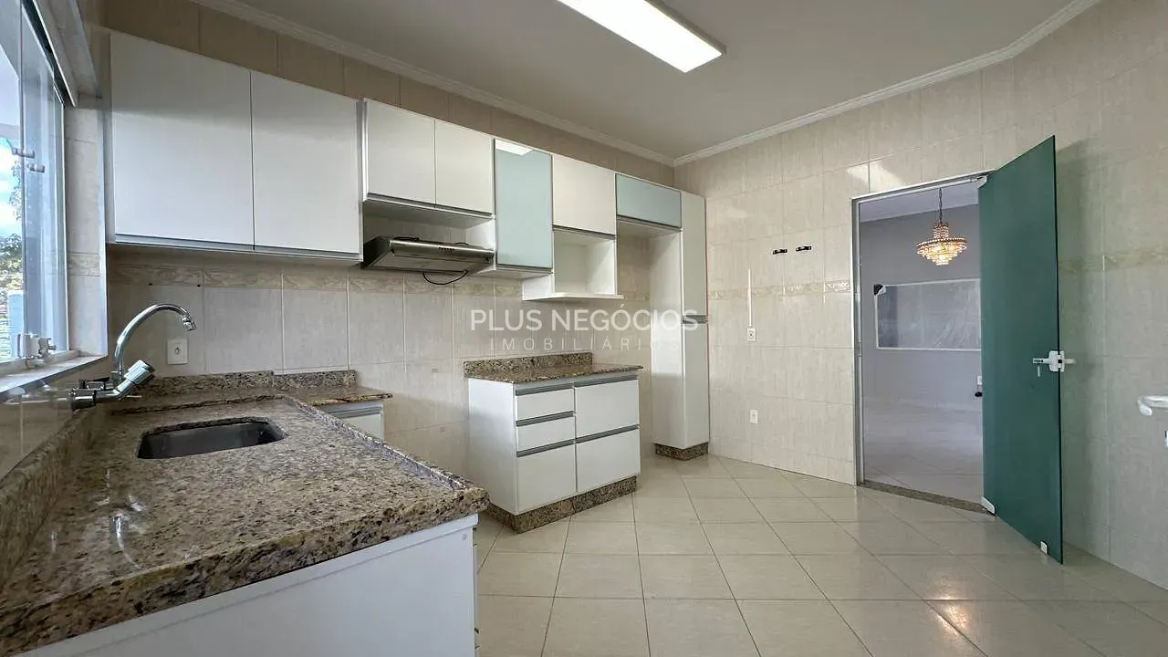 Casa, 3 quartos, 225 m² - Foto 10