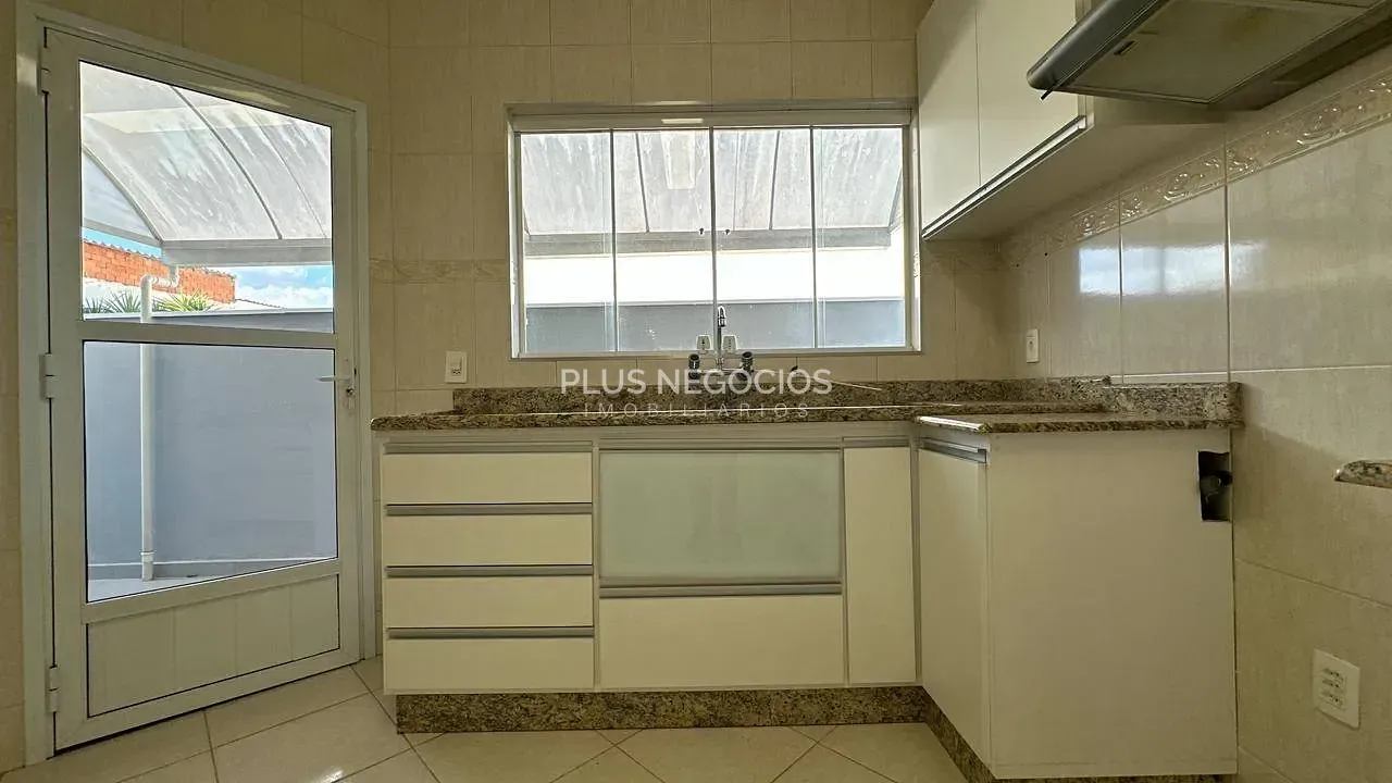 Casa, 3 quartos, 225 m² - Foto 12