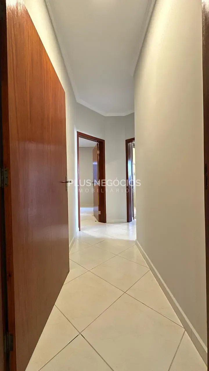 Casa, 3 quartos, 225 m² - Foto 14