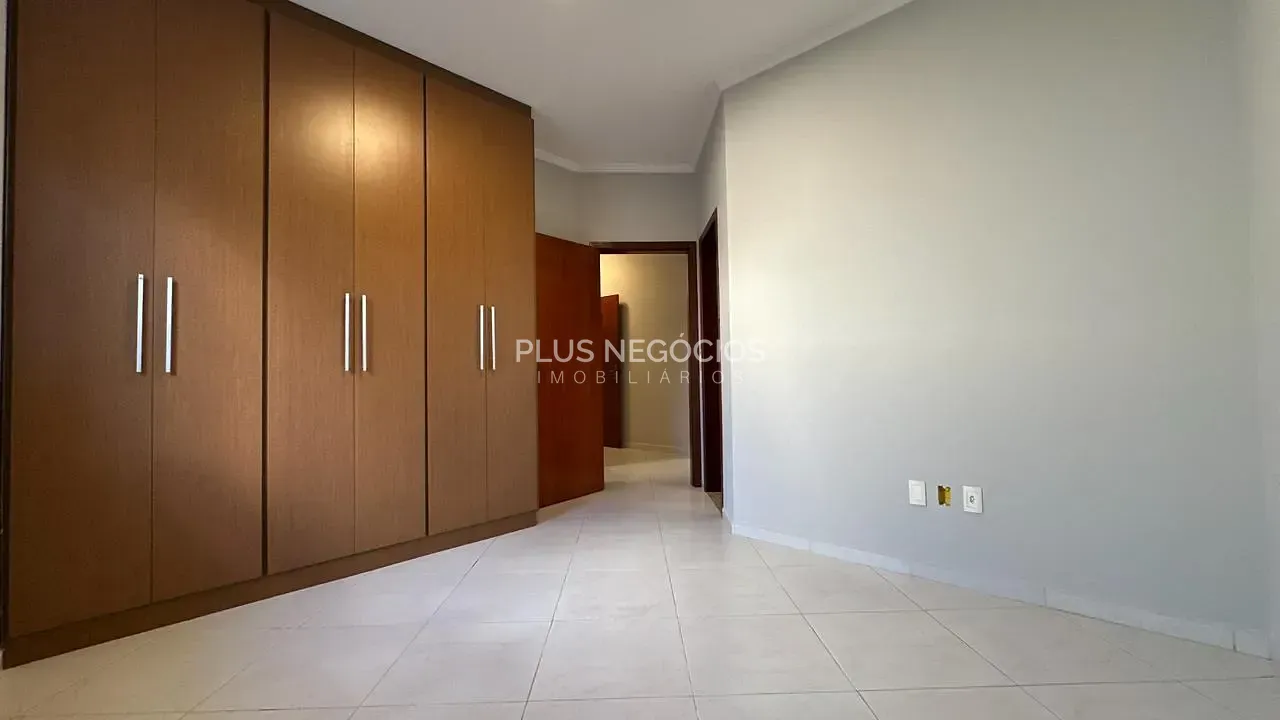 Casa, 3 quartos, 225 m² - Foto 21