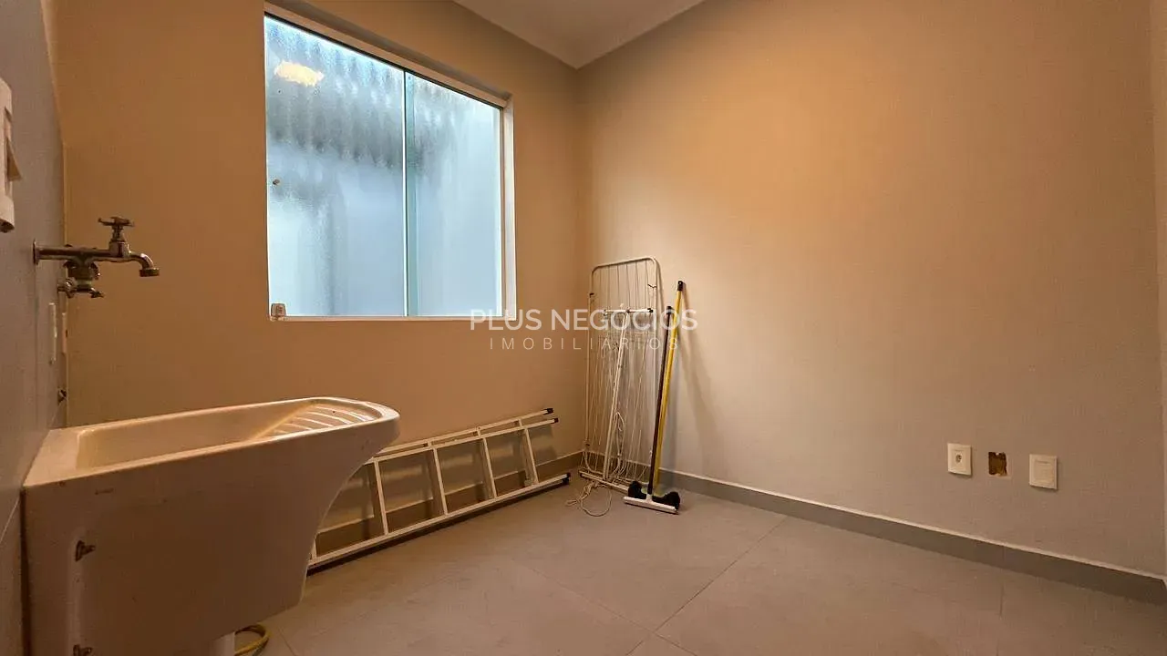Casa, 3 quartos, 225 m² - Foto 33