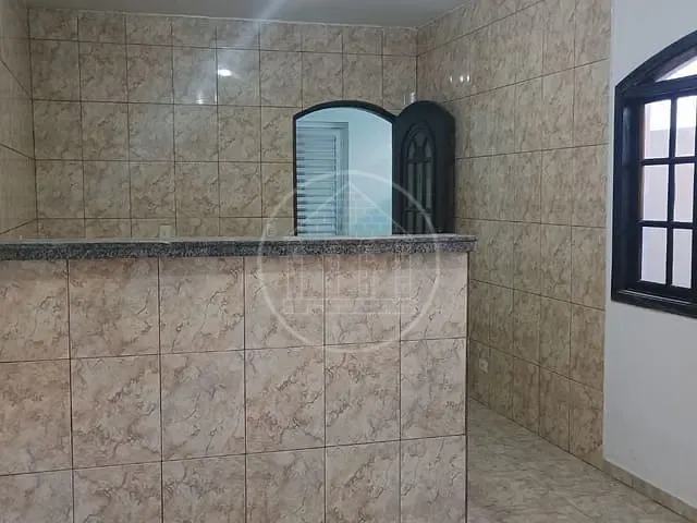 Casa com 240m² 1 quarto e 2 banheiros, para alugar, no bairro Vila Natal em São Paulo