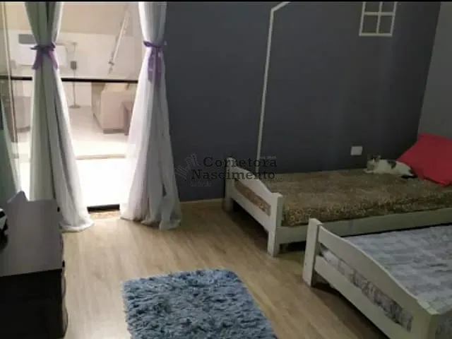 Casa com 300m² 3 quartos e 1 banheiro, à venda, no bairro Vila Branca em Jacareí
