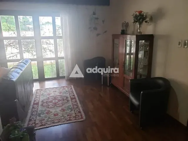 Casa com 240m² 3 quartos e 2 banheiros, à venda, no bairro Estrela em Ponta Grossa