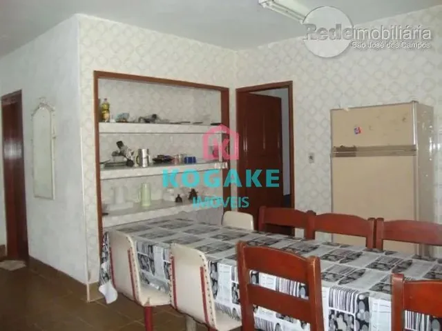 Casa com 372m² 2 quartos e 1 banheiro, à venda, no bairro Indaiá em Caraguatatuba
