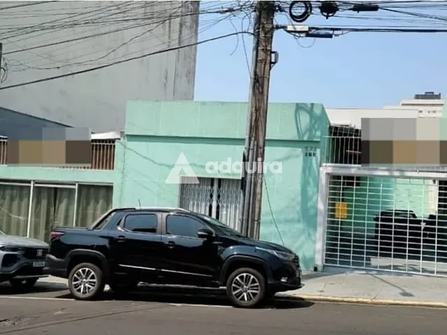 Casa à venda, no bairro Centro em Ponta Grossa