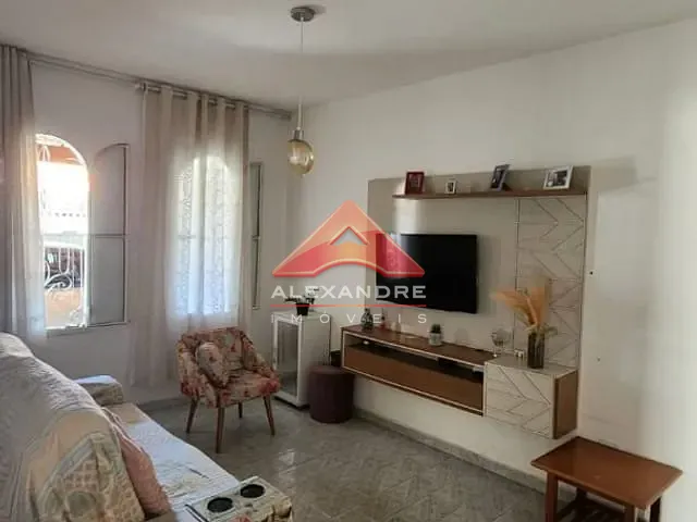 Casa com 150m² 2 quartos e 2 banheiros, à venda, no bairro Vila Tesouro em São José dos Campos