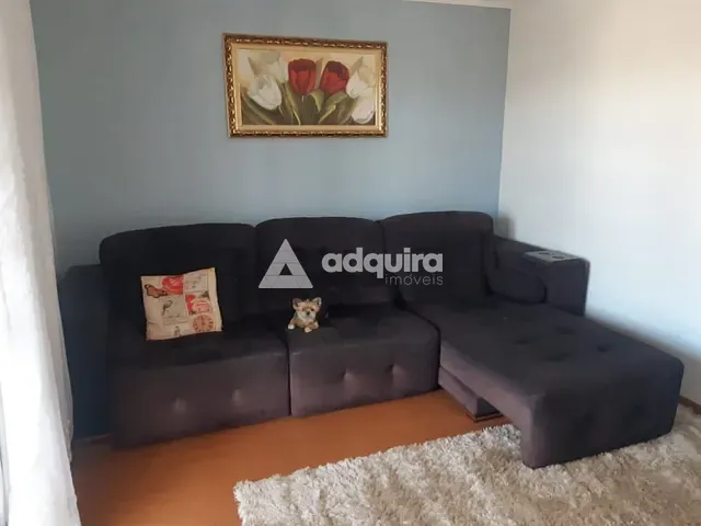 Casa com 240m² 4 quartos e 2 banheiros, à venda, no bairro Oficinas em Ponta Grossa