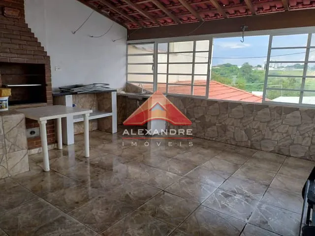 Casa com 125m² 3 quartos e 1 banheiro, à venda, no bairro Vila São Pedro em São José dos Campos