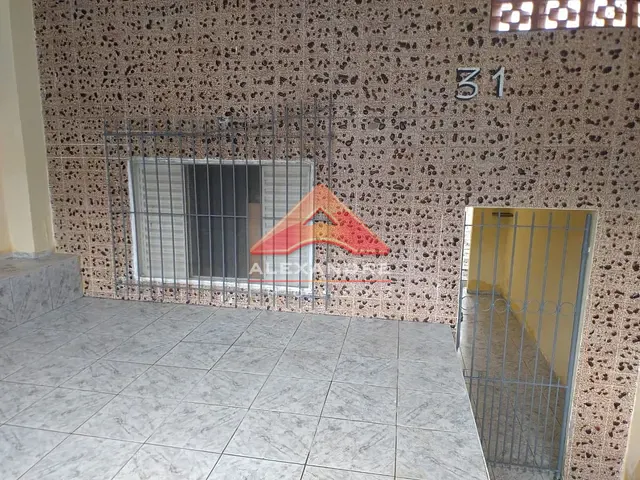 Casa com 125m² 3 quartos e 1 banheiro, à venda, no bairro Vila São Pedro em São José dos Campos