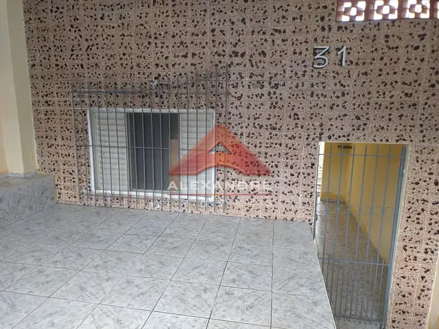 Casa com 125m² 3 quartos e 1 banheiro, à venda, no bairro Vila São Pedro em São José dos Campos