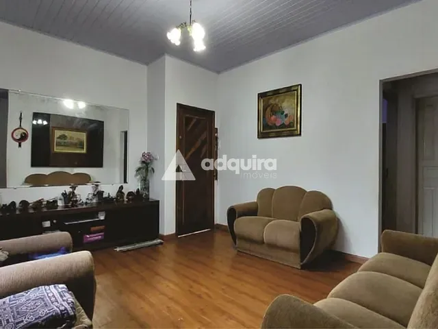 Casa com 380m² 3 quartos e 2 banheiros, à venda, no bairro Estrela em Ponta Grossa