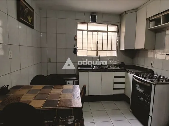 Casa com 380m² 3 quartos e 2 banheiros, à venda, no bairro Estrela em Ponta Grossa