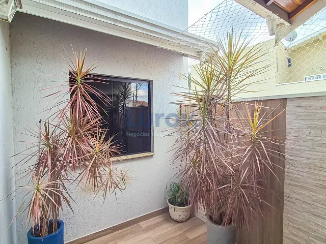 Casa com 207m² 3 quartos e 2 banheiros, à venda, no bairro Lenheiro em Valinhos