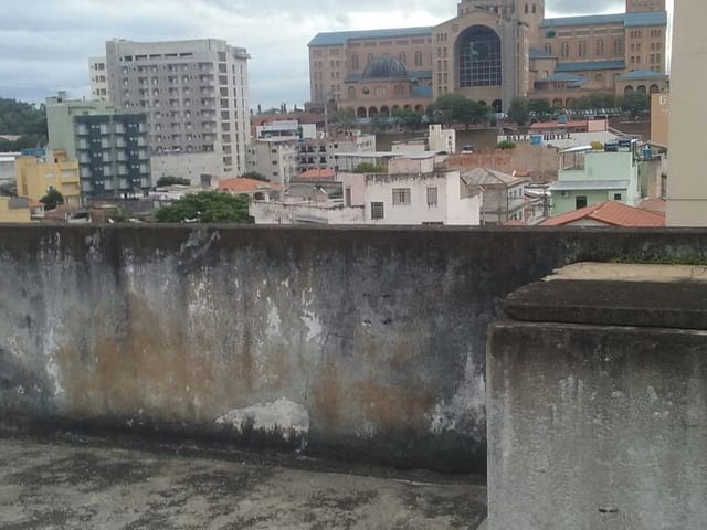 Casa 4 quartos e 6 banheiros, à venda, no bairro Santa Rita em Aparecida