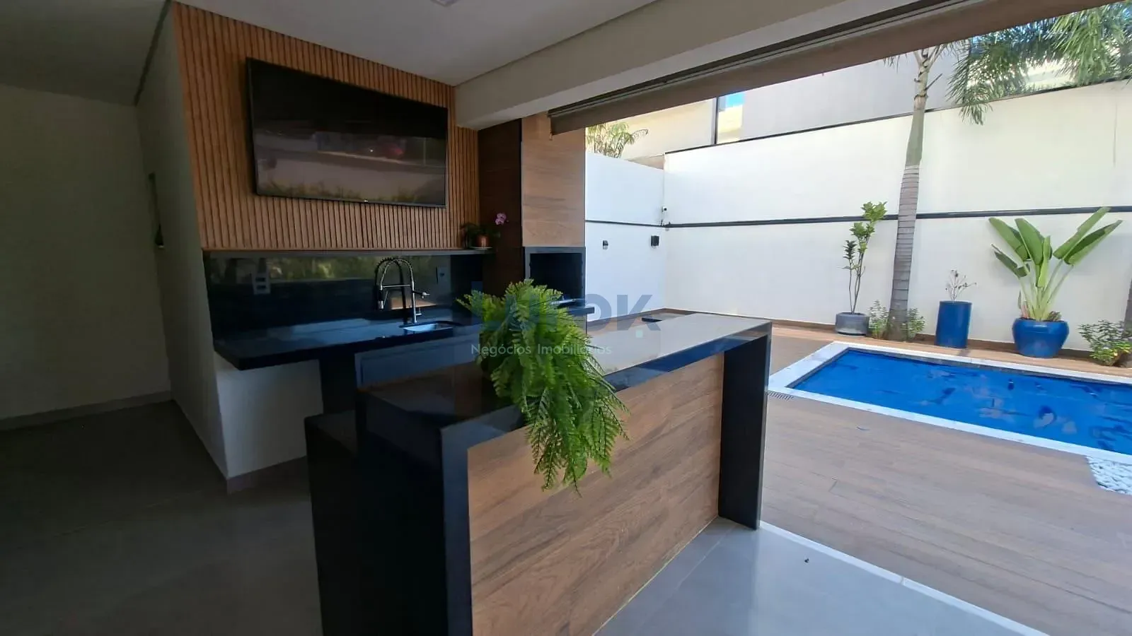 Casa, 3 quartos, 262 m² - Foto 36