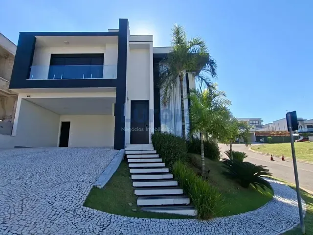 Casa com 308m² 3 quartos e 5 banheiros, à venda ou para alugar, no bairro Roncáglia em Valinhos