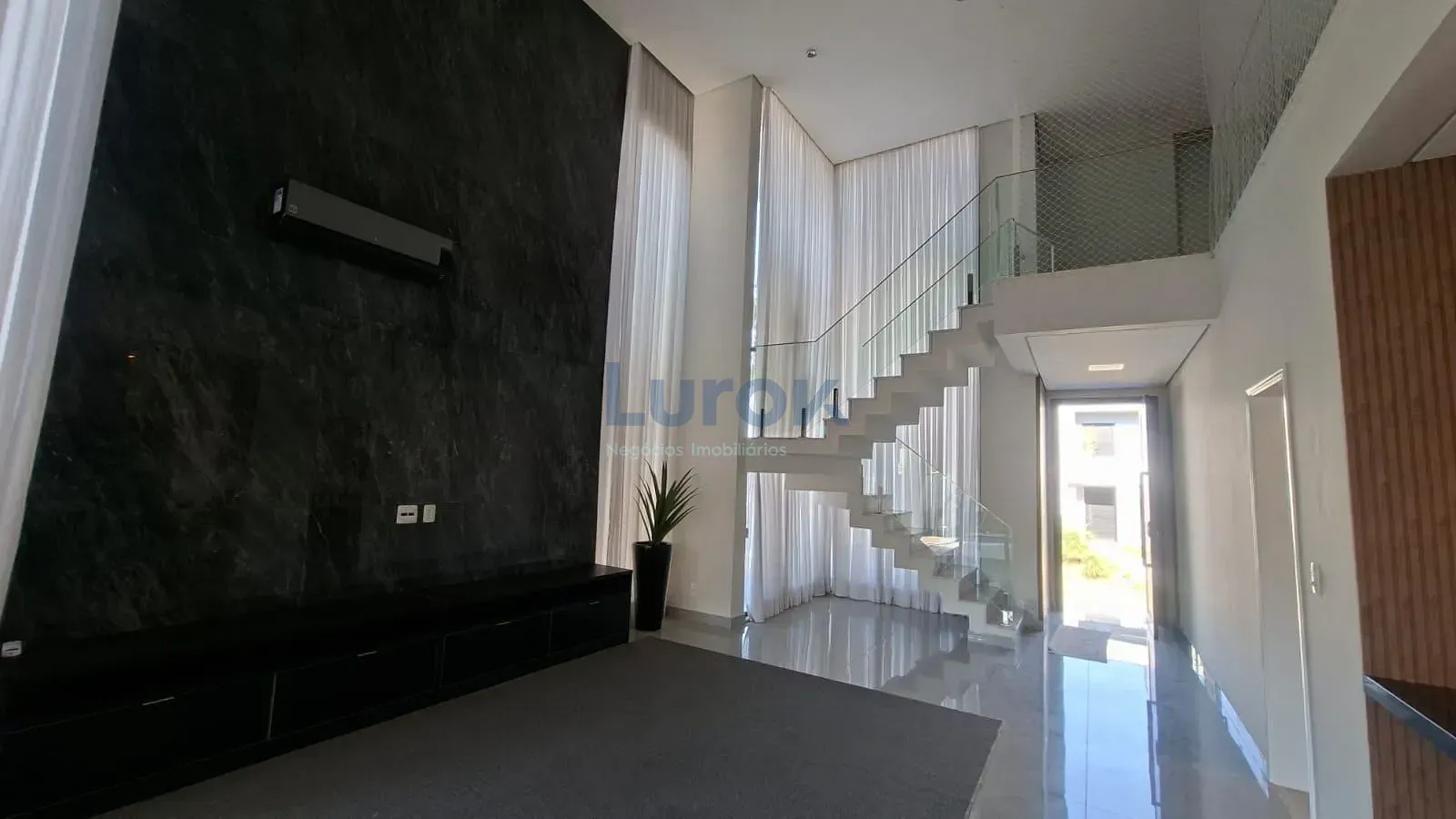 Casa, 3 quartos, 262 m² - Foto 3