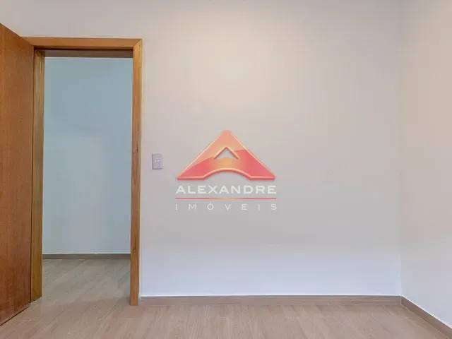 Casa com 125m² 2 quartos e 1 banheiro, à venda, no bairro Jardim Satélite em São José dos Campos