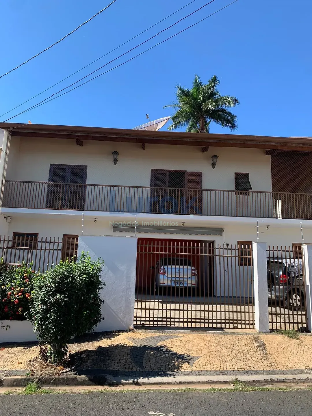 Casa, 4 quartos, 308 m² - Foto 1