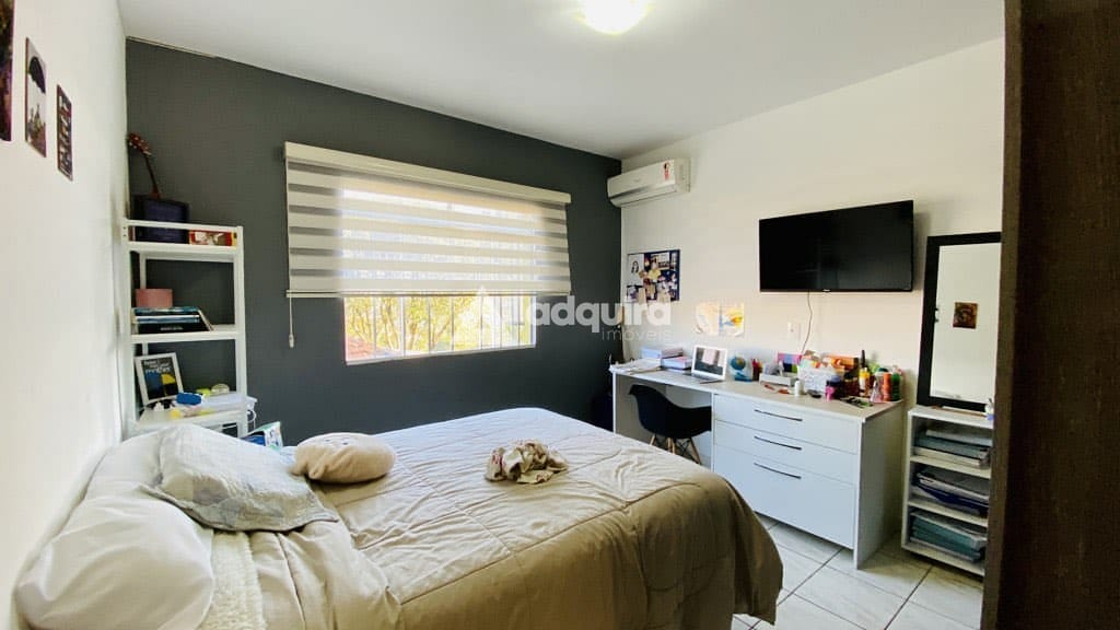 Casa à venda com 5 quartos, 63m² - Foto 11