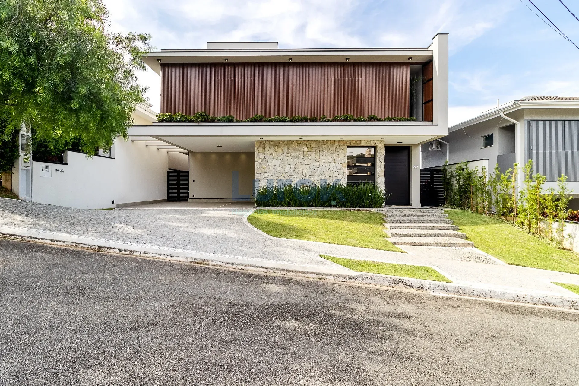 Casa, 4 quartos, 250 m² - Foto 2