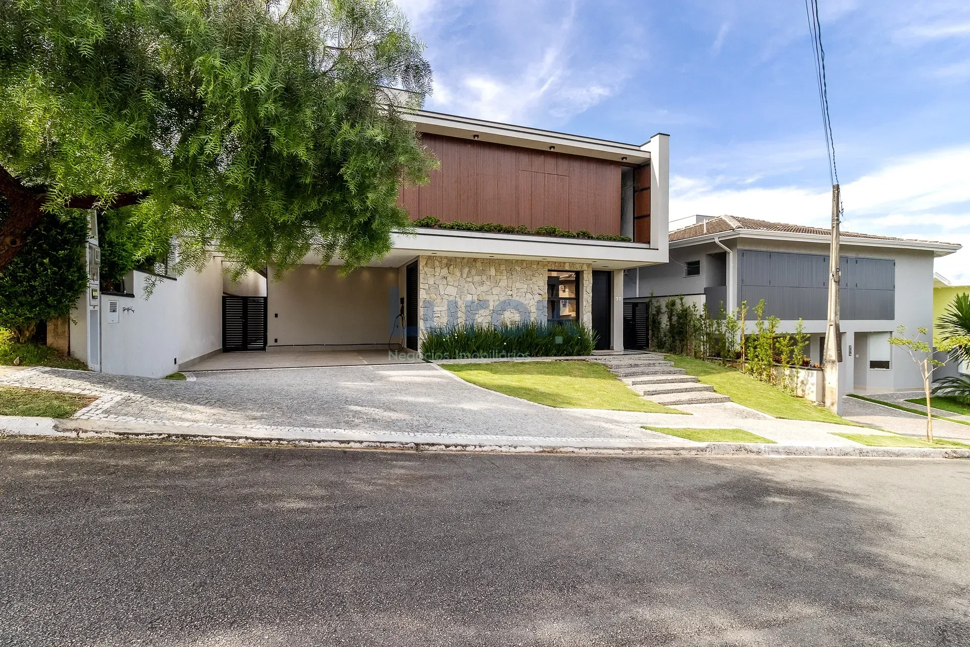 Casa, 4 quartos, 250 m² - Foto 3