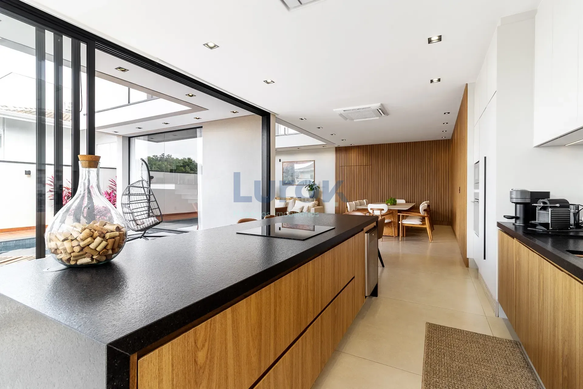 Casa, 4 quartos, 250 m² - Foto 30