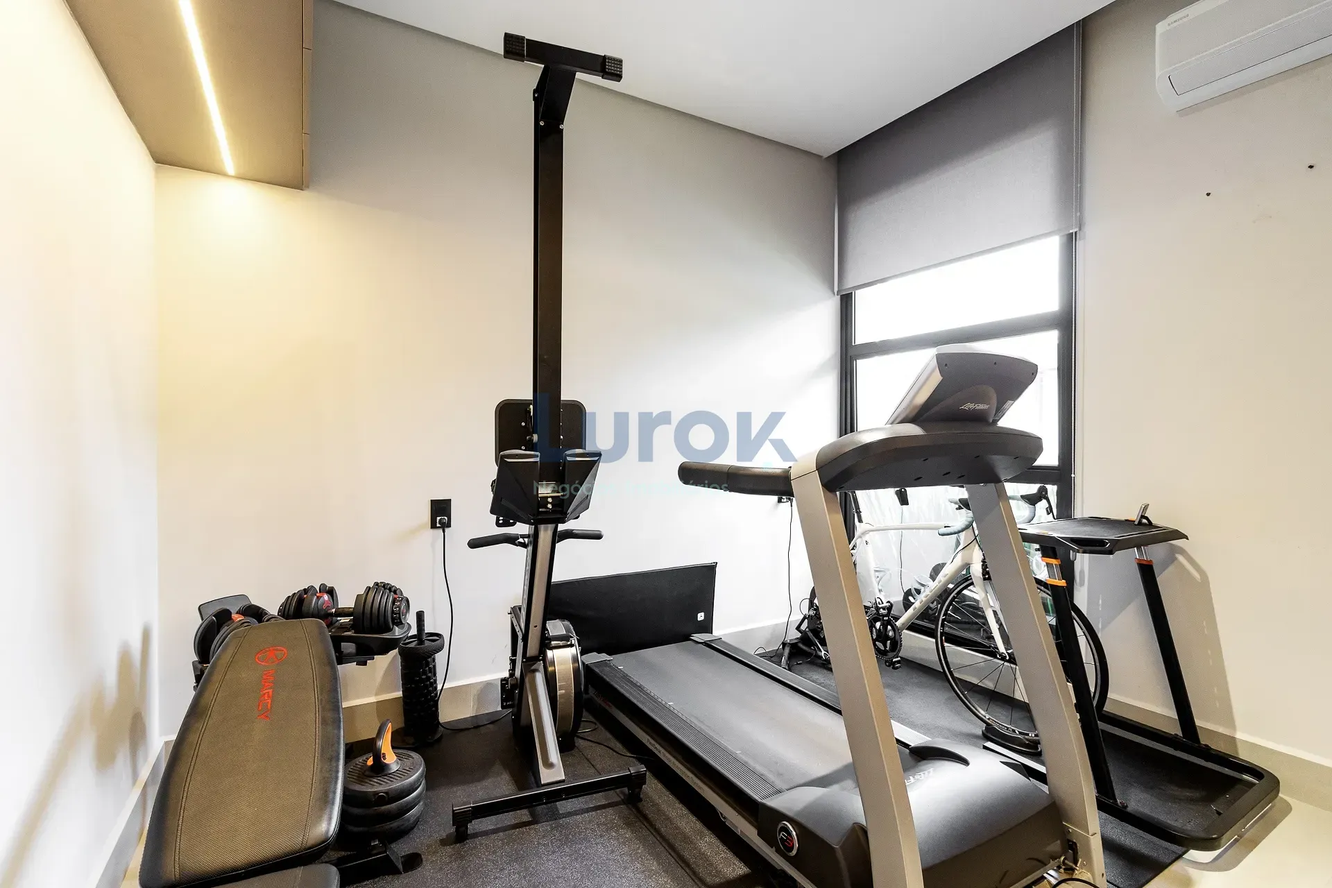 Casa, 4 quartos, 250 m² - Foto 33